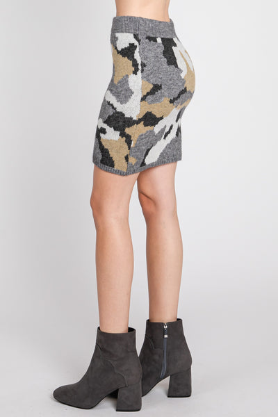 Camo Print Knit Skirt