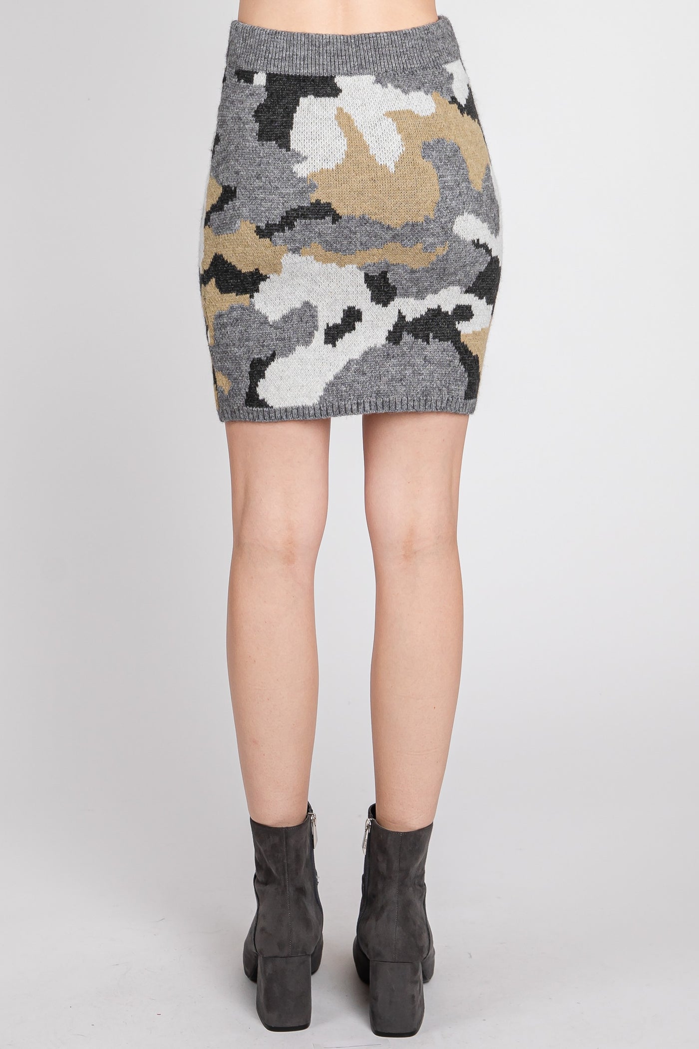 Camo Print Knit Skirt