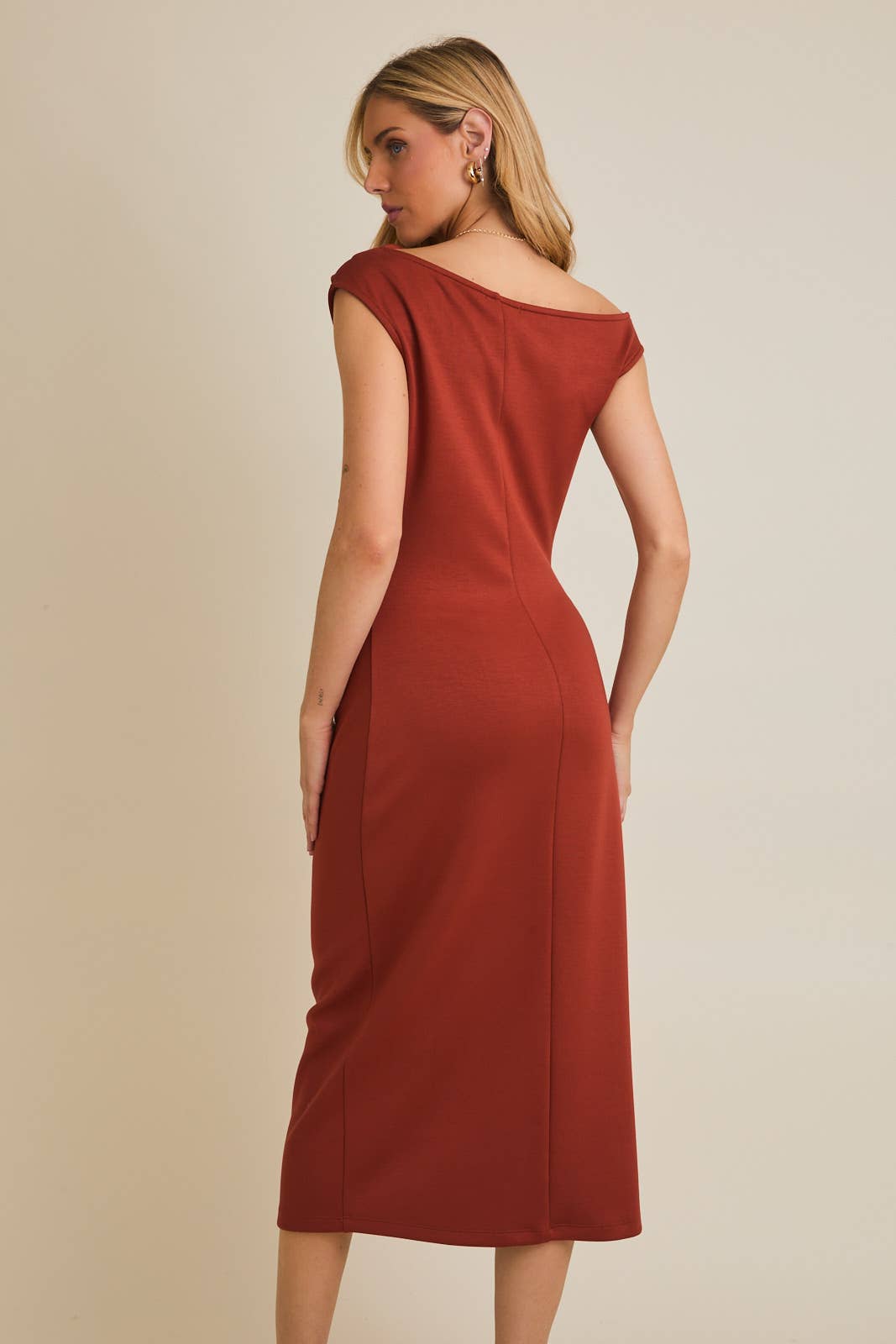 ONE SHOULDER SLEEVELESS MIDI DRESS: RUST / S,M,L