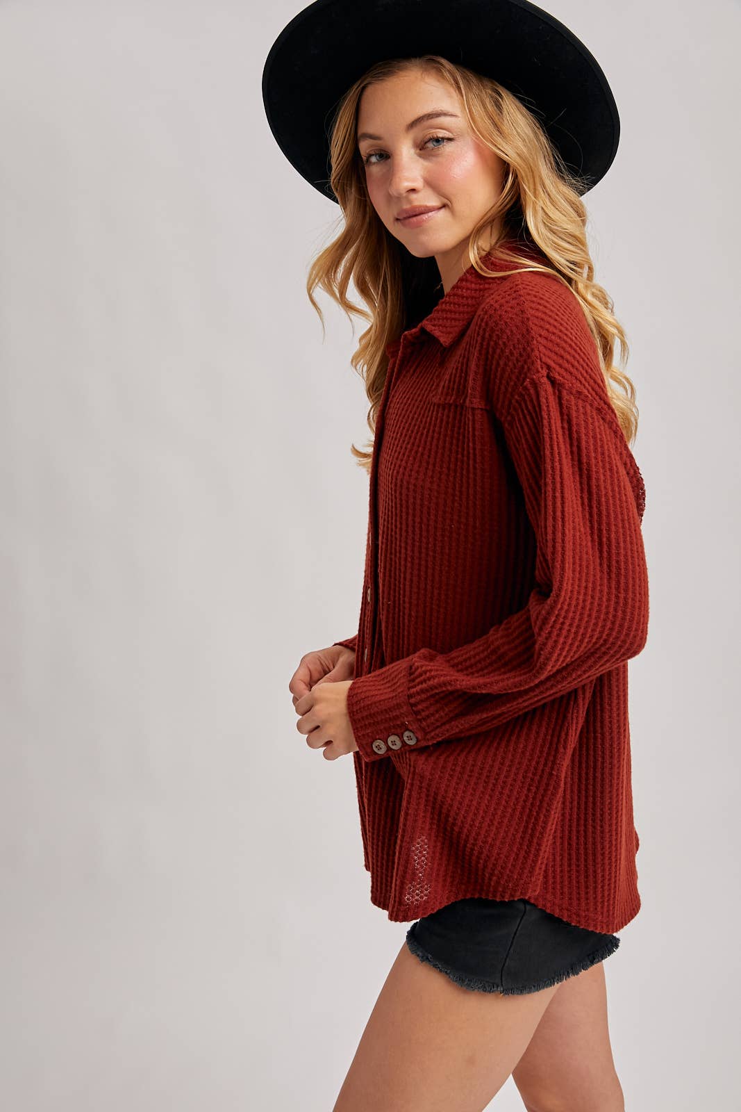 BRUSHED WAFFLE BUTTON UP SHIRT