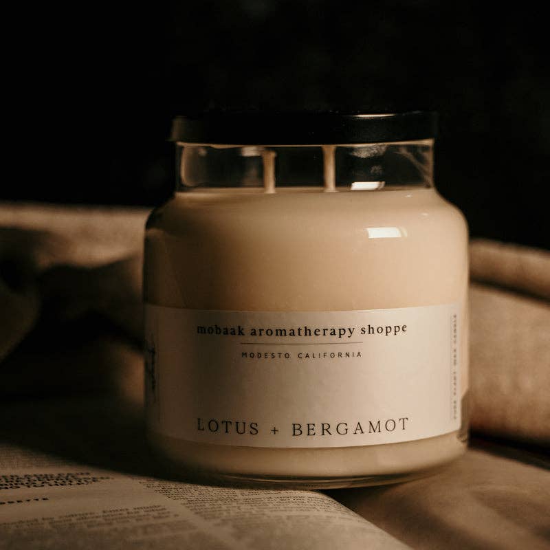 Satsuma & Sandalwood Candle: 6 oz