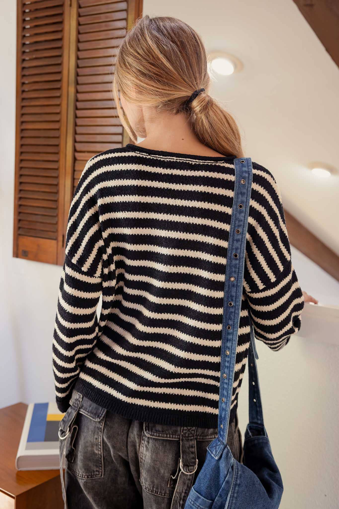 STRIPE SPLIT NECK LONG SLEEVE KNIT SWEATER