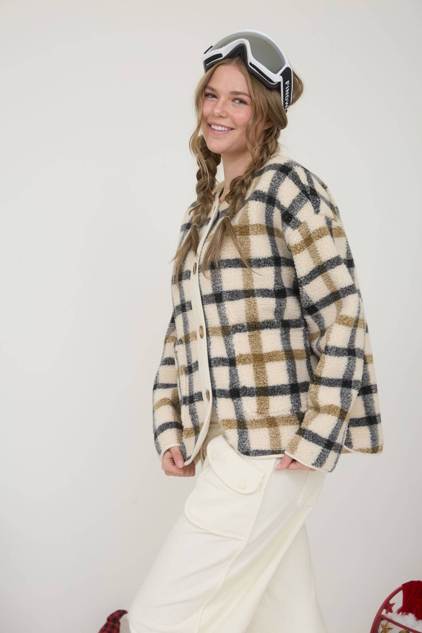PLAID BUTTON DOWN TEDDY JACKET: CREAM MULTI S,M,L